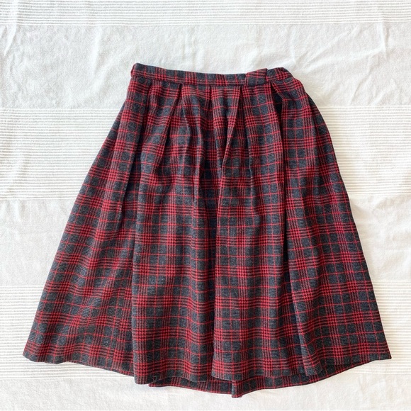Vintage Plaid Wool Skirt - Picture 5 of 9